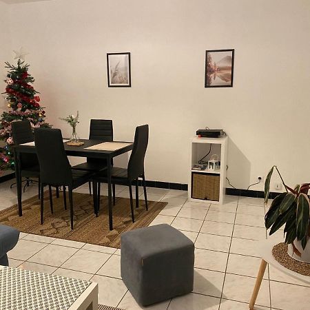 Appartement Cosy Pres De La Gare Avec Parking 쎙-삐에흐-데-꼬흐 외부 사진