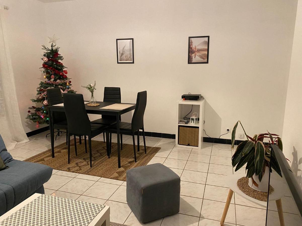 Appartement Cosy Pres De La Gare Avec Parking 쎙-삐에흐-데-꼬흐 외부 사진